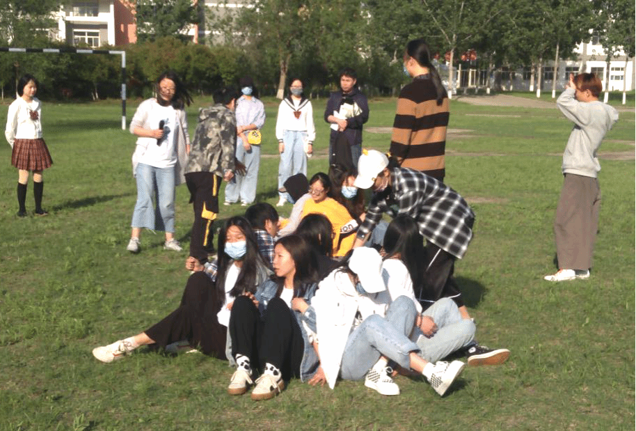 我校各学院举办丰富多彩的学生活动