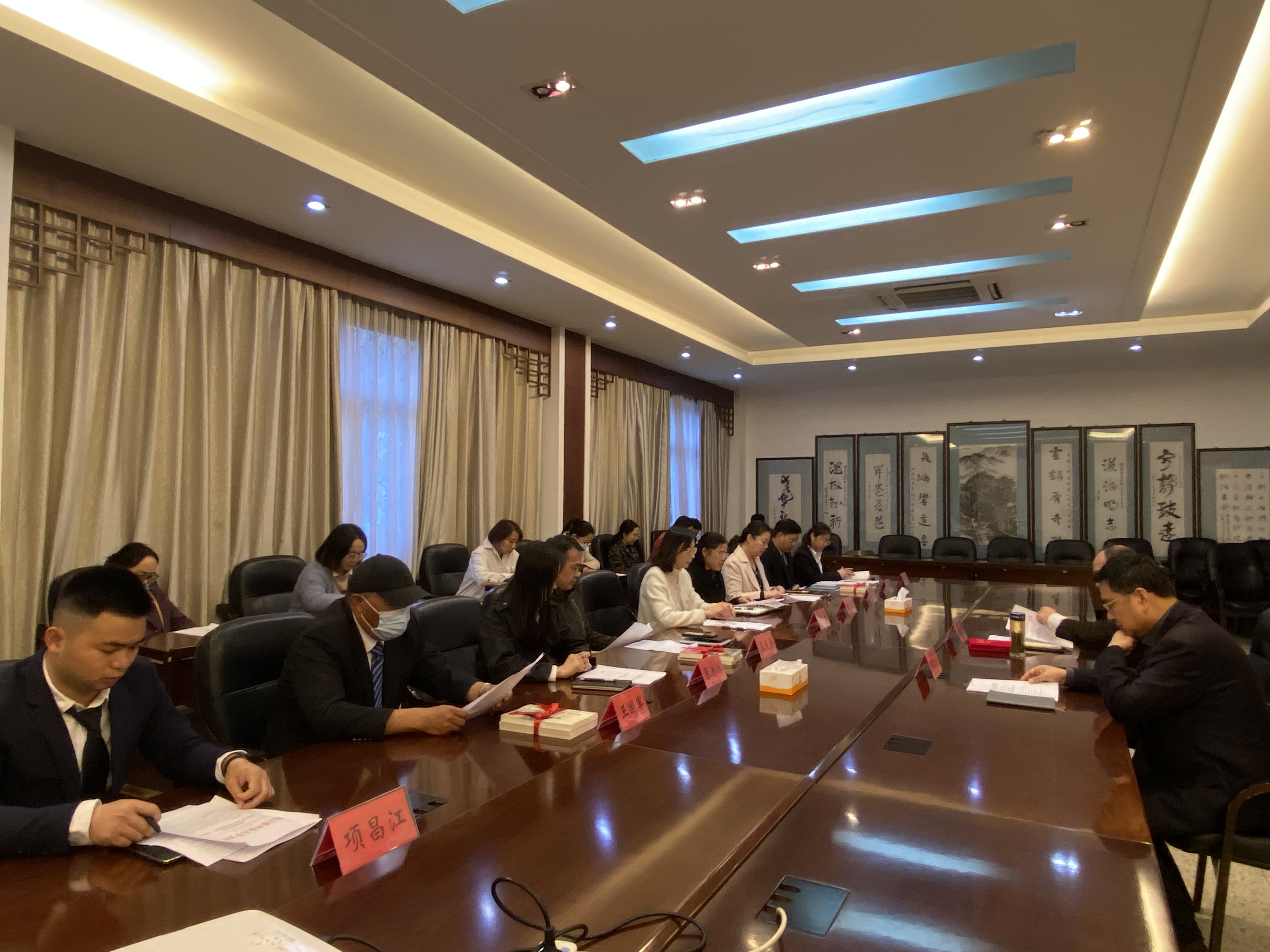 我校举行“青蓝工程-2021年师徒结对子”拜师仪式