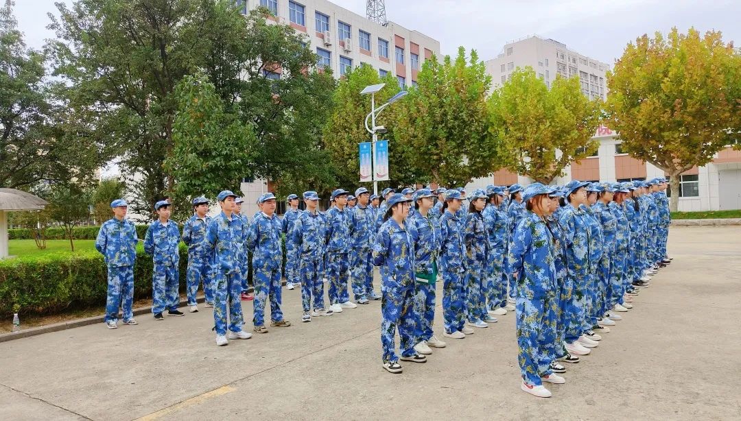 @所有人！无军训，不青春