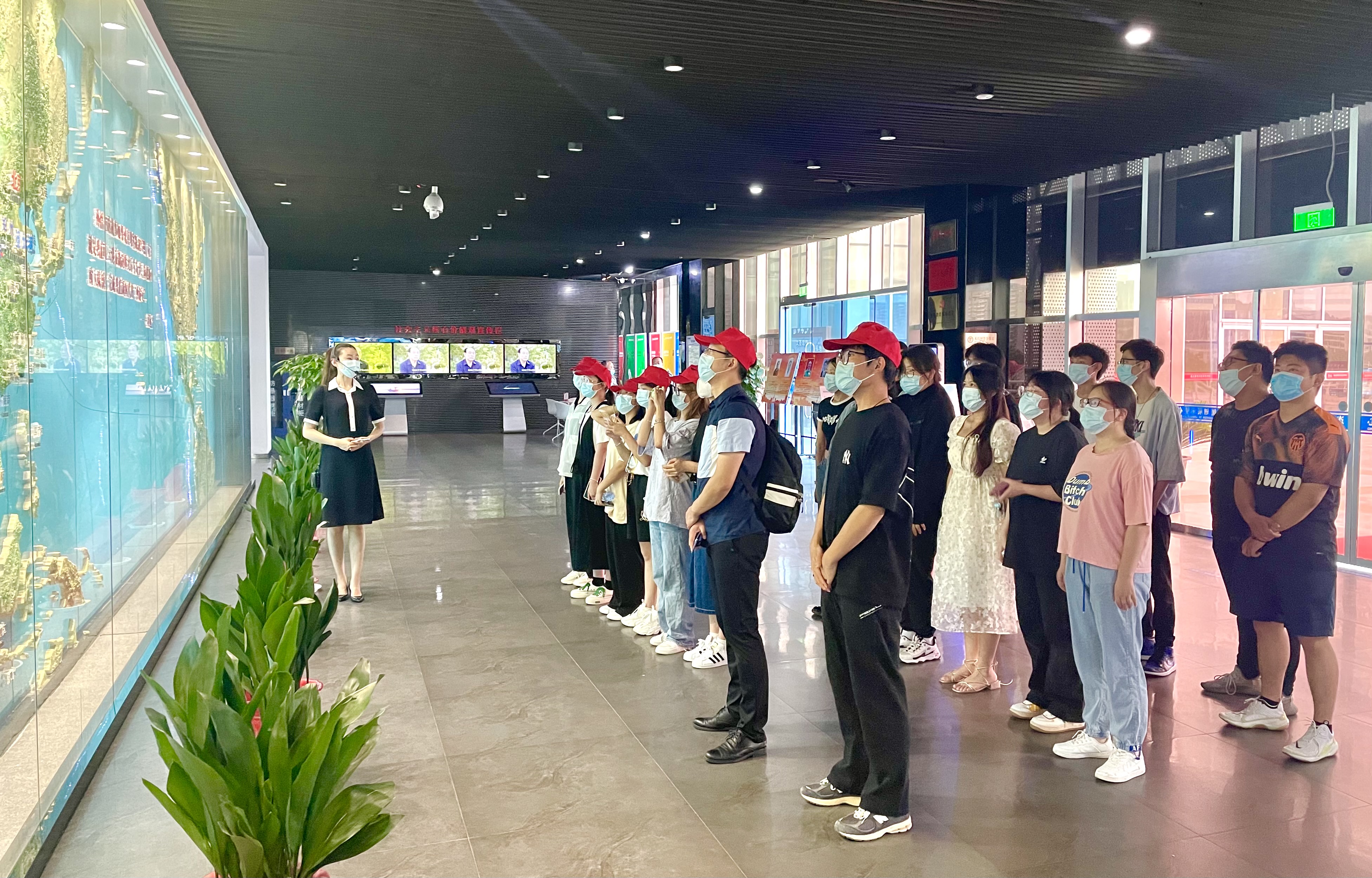 我校与江苏开放大学建筑工程学院开展暑期“三下乡” 社会实践队共建活动