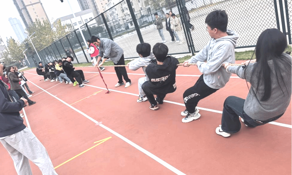 荟萃润吾心 | 人文经贸学院成功举办 “凝聚班级力量 展现班级风采”趣味运动会