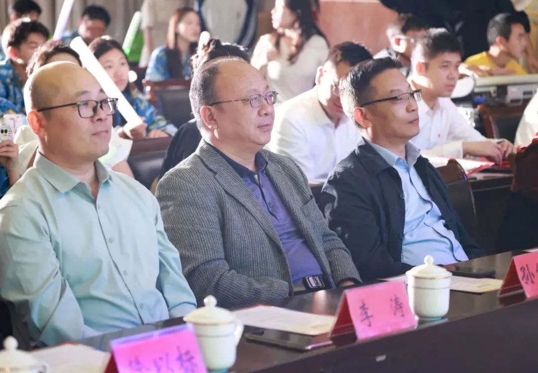 奔赴青春，追梦开大|连云港开放大学2023年迎新晚会圆满结束