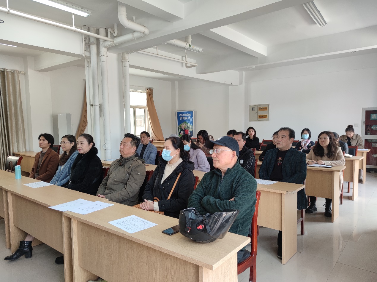我校老年学院教师座谈会圆满结束